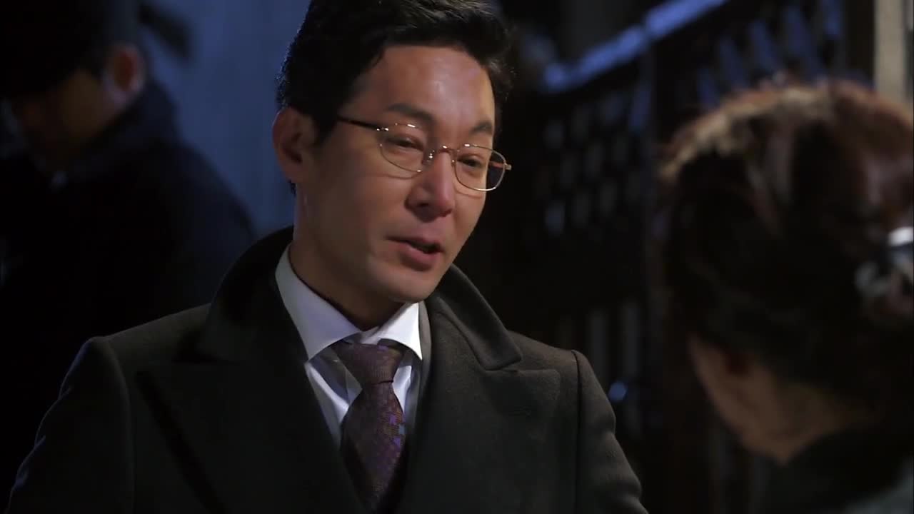 You're All Surrounded - кадр 2