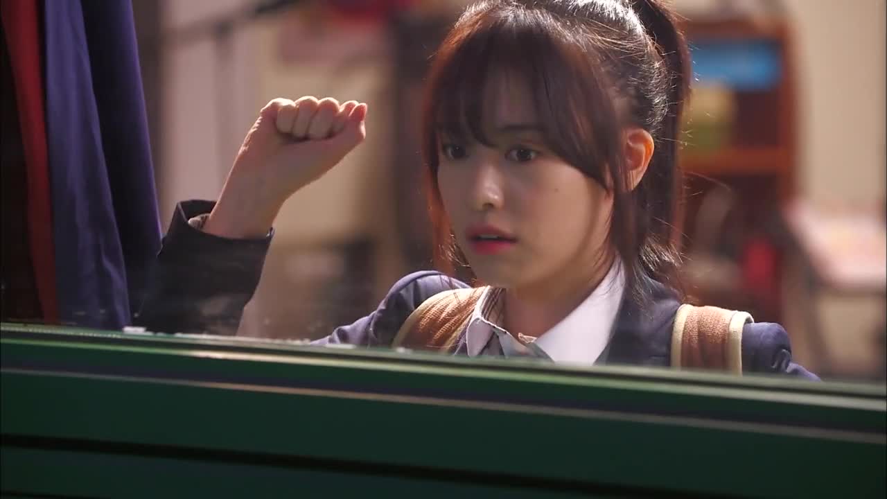 You're All Surrounded - кадр 5