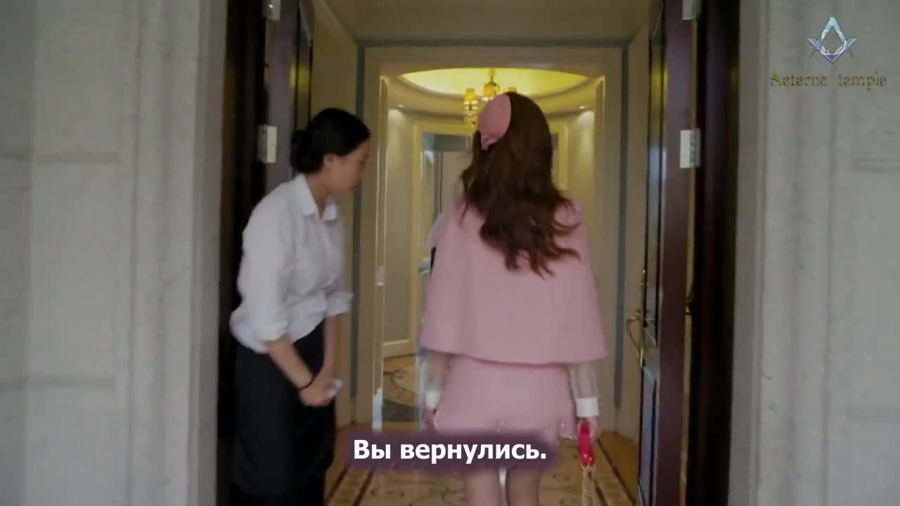 Возвращение королевы - кадр 3