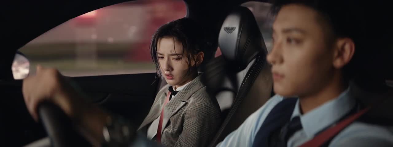 Don’t Fall In Love With The Boss - кадр 5