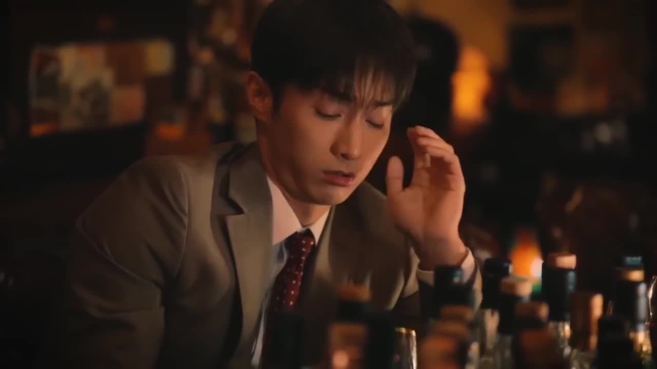 Dominant Yakuza and Wimpy Corporate Slave - кадр 5