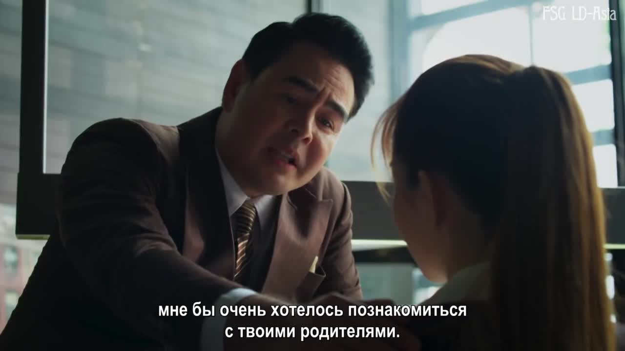 Крыша из листьев лотоса - кадр 1
