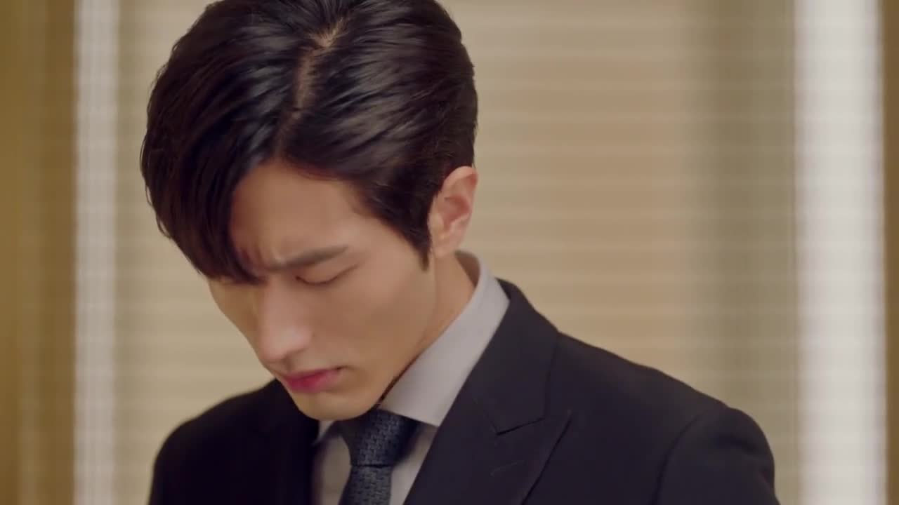 Finally It's My Turn to Fall in Love - кадр 3