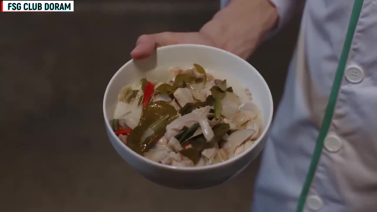 Ahan Pen Yangngai Khrap Mo - кадр 4